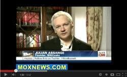 L’éditeur de WikiLeaks dénonce la surveillance généralisée par internet et les atteintes des États-Unis aux droits démocratiques