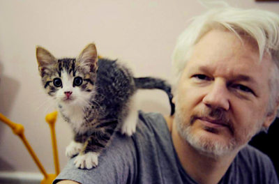L’Occident abandonne Julian Assange (Consortium News)