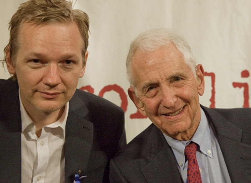 « Si Assange est extradé vers les États-Unis, alors aucun journaliste dans le monde n’est à l’abri » : Daniel Ellsberg