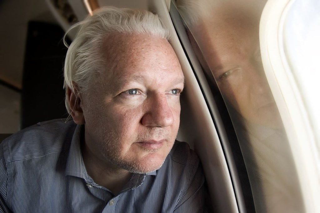 3 questions à Viktor Dedaj sur la libération de Julian Assange